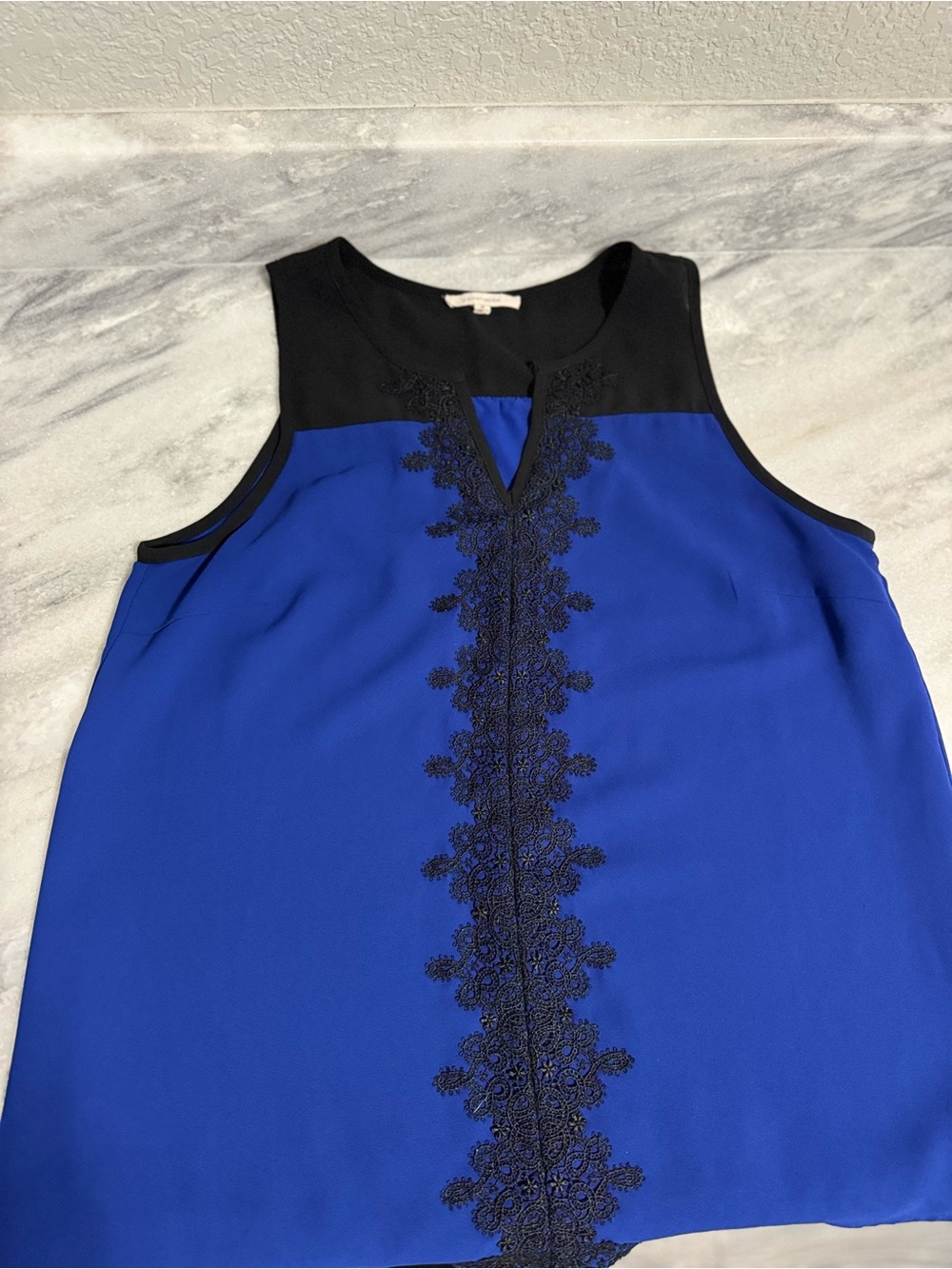 41 Hawthorn Women’s Medium Cobalt Blue Black Lace Sleeveless Blouse Stitch Fix